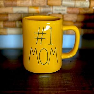 Rae Dunn #1 Mom Mug